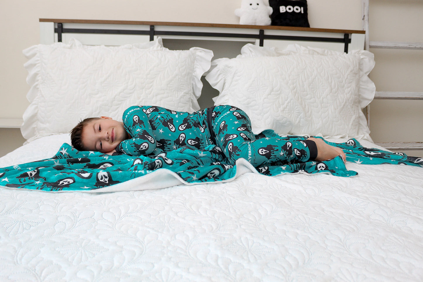 Don't Hang Up Halloween Long Sleeve Jersey Jams – Two-Piece Loungewear Set