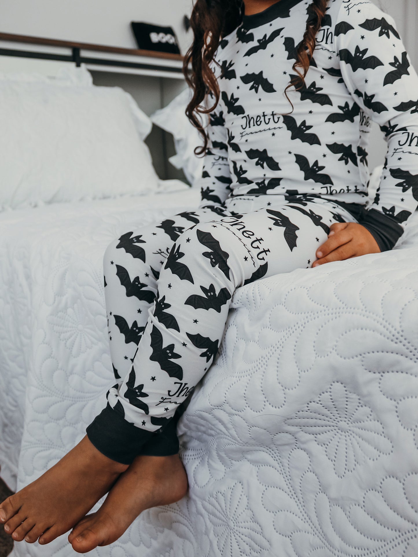 Feelin Batty Halloween Long Sleeve Jersey Jams – Two-Piece Loungewear Set